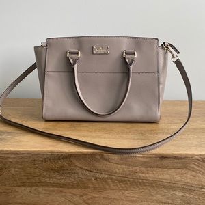 Like new gray Kate Spade handbag.
